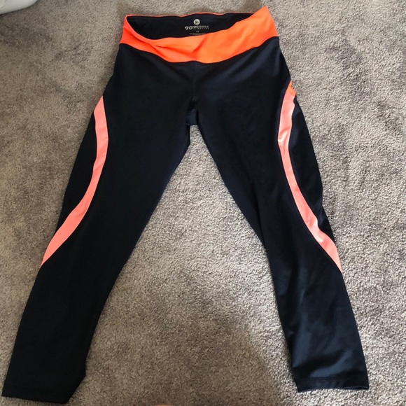 Yoga pants - Picture 1 of 2